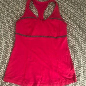 Lululemon top